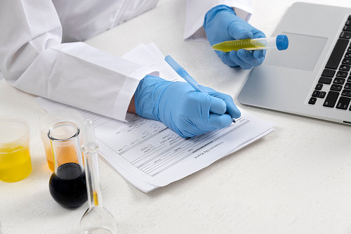 Preparing a patient for kidney stone removal in a clinical setting