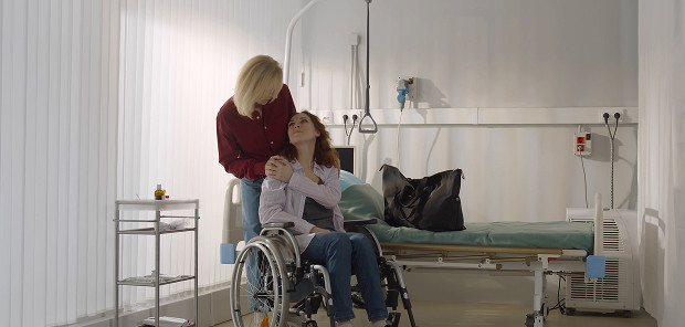 How is the hospital stay organized?