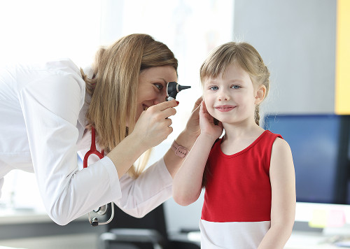 A child's ear examination by an experienced pediatric otolaryngologist at a Moscow clinic