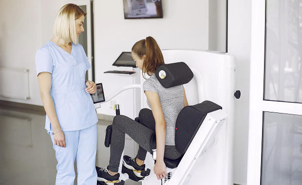 Физиотерапевтические процедуры и вытяжение