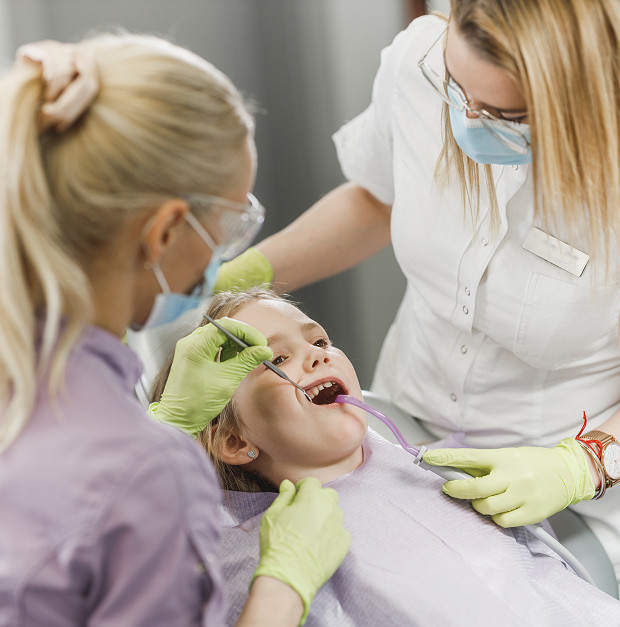 Causes of mesial bite development