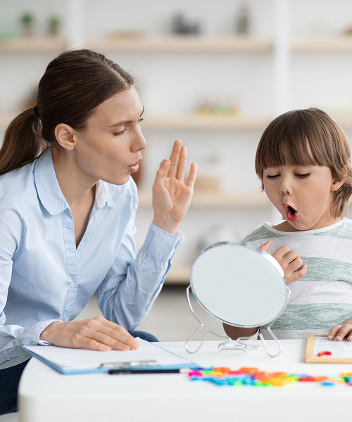What does a speech therapist do?