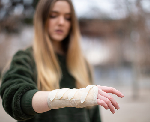 How is a wrist fracture treated in children?