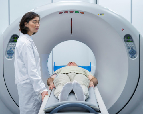 How is an MRI procedure performed under anesthesia?