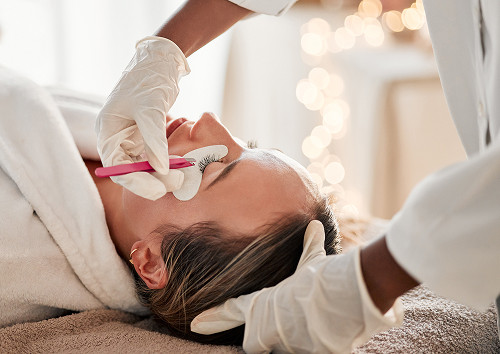 How eyelash hair removal works at K+31