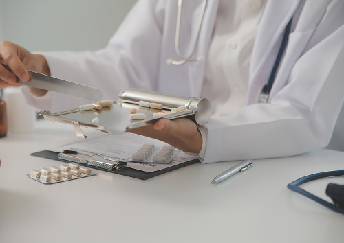 How to treat a corneal cataract