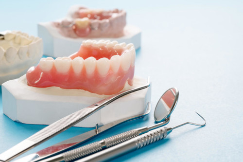 How to choose a denture