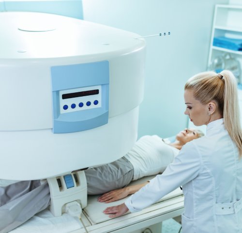 What does an MRI of the knee joint show?